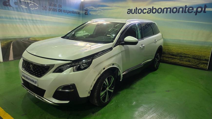 Peugeot 5008 1.2 Puretech ALLURE - Auto Cabomonte Compra e Venda de Salvados