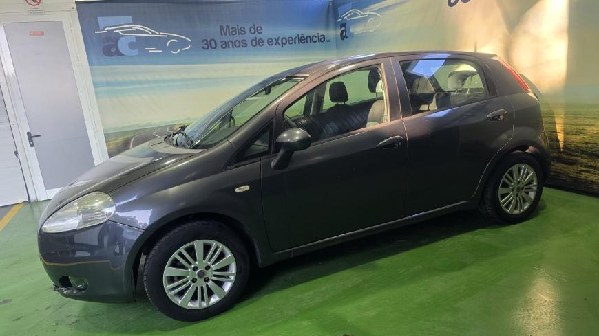 Fiat Punto 1.2 - Auto Cabomonte Compra e Venda de Salvados