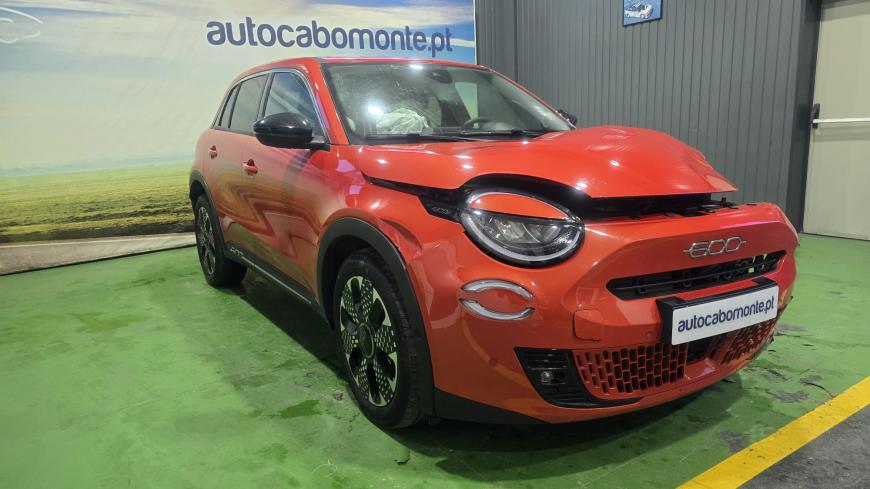 Fiat 600e - Auto Cabomonte Compra e Venda de Salvados