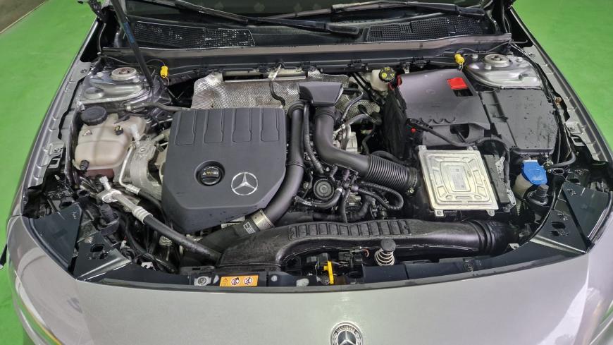 Mercedes - Benz A 200  - Auto Cabomonte Compra e Venda de Salvados