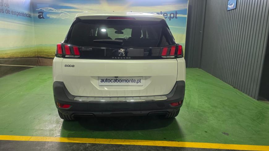 Peugeot 5008 1.2 Puretech ALLURE - Auto Cabomonte Compra e Venda de Salvados