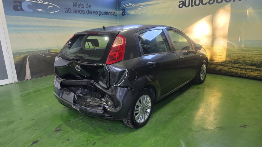 Fiat Punto 1.2 - Auto Cabomonte Compra e Venda de Salvados