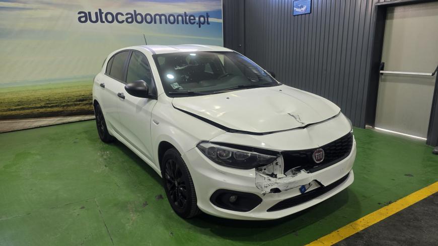 Fiat Tipo Street 1.3 M-Jet - Auto Cabomonte Compra e Venda de Salvados