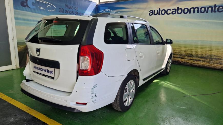 Dacia Logan MCV 0.9 Confort - Auto Cabomonte Compra e Venda de Salvados