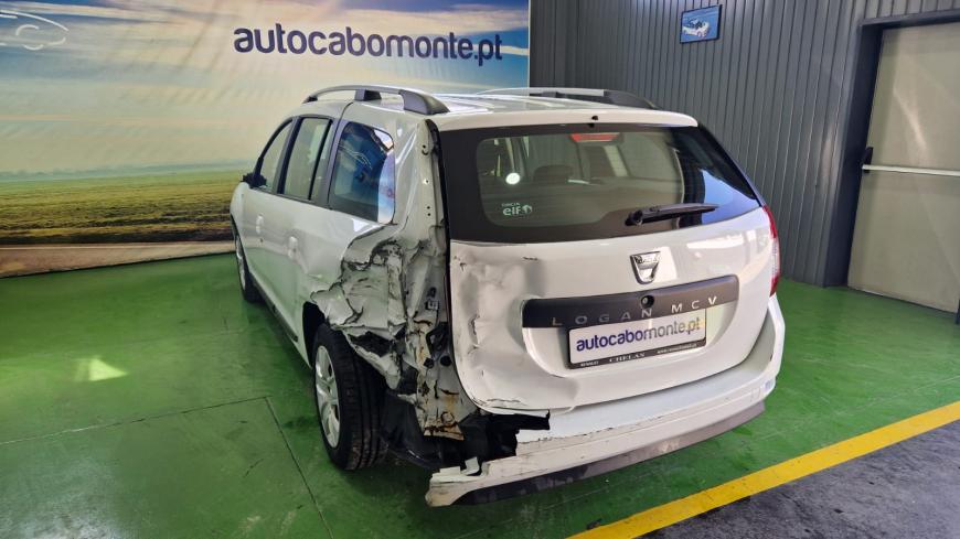 Dacia Logan MCV 0.9 Confort - Auto Cabomonte Compra e Venda de Salvados