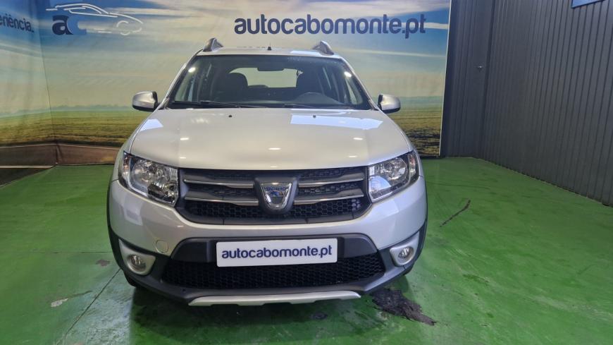 Dacia Sandero Stepway 0.9 TCE - Auto Cabomonte Compra e Venda de Salvados