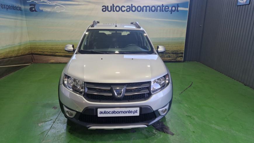 Dacia Sandero Stepway 0.9 TCE - Auto Cabomonte Compra e Venda de Salvados