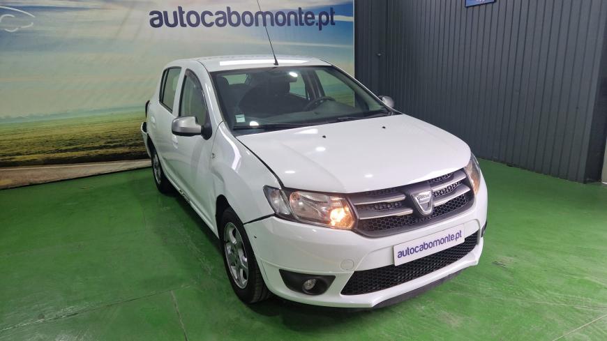 Dacia Sandero 0.9 TCE - Auto Cabomonte Compra e Venda de Salvados