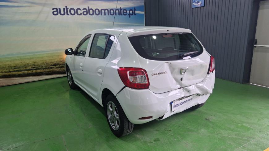 Dacia Sandero 0.9 TCE - Auto Cabomonte Compra e Venda de Salvados