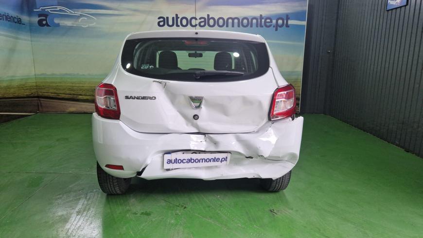 Dacia Sandero 0.9 TCE - Auto Cabomonte Compra e Venda de Salvados