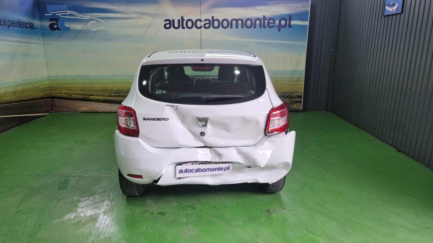 Dacia Sandero 0.9 TCE - Auto Cabomonte Compra e Venda de Salvados