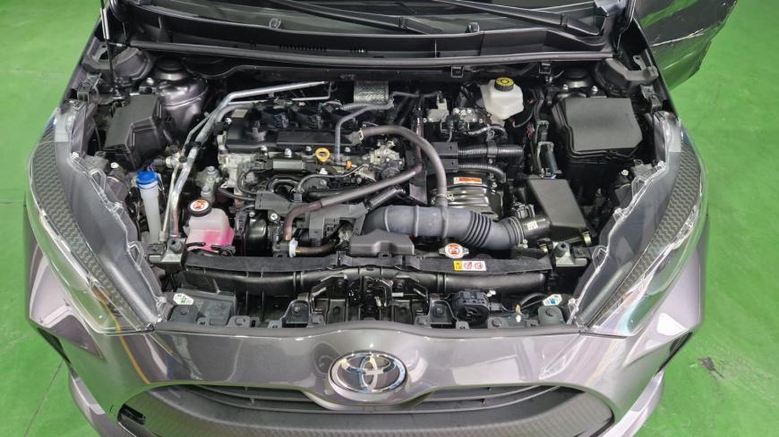 Toyota Yaris 1.5 HDF - Auto Cabomonte Compra e Venda de Salvados