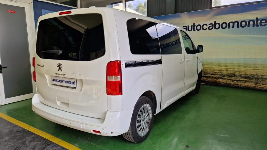 Peugeot Traveller 1.5 BlueHDI - Auto Cabomonte Compra e Venda de Salvados