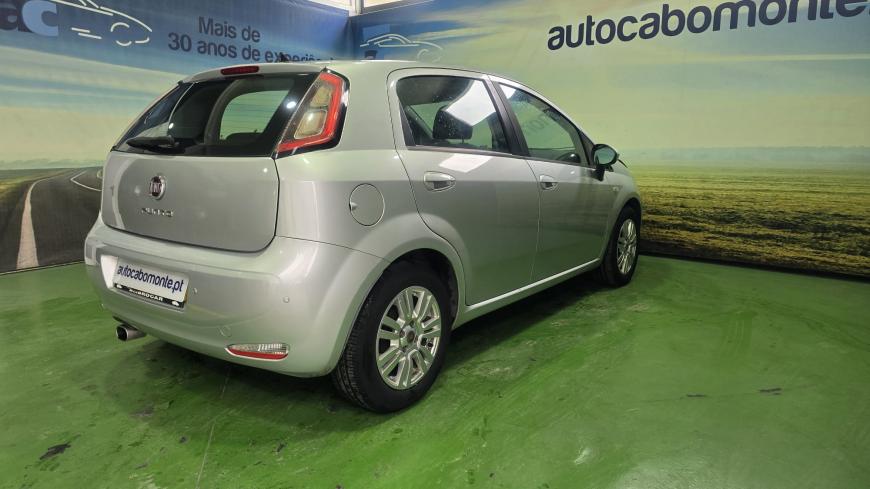 Fiat Punto 1.3 M-JET - Auto Cabomonte Compra e Venda de Salvados