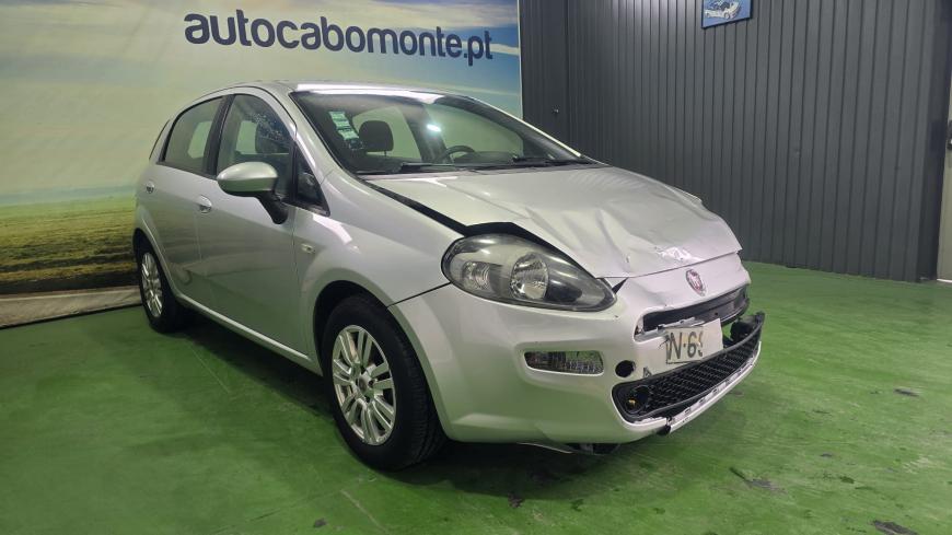 Fiat Punto 1.3 M-JET - Auto Cabomonte Compra e Venda de Salvados