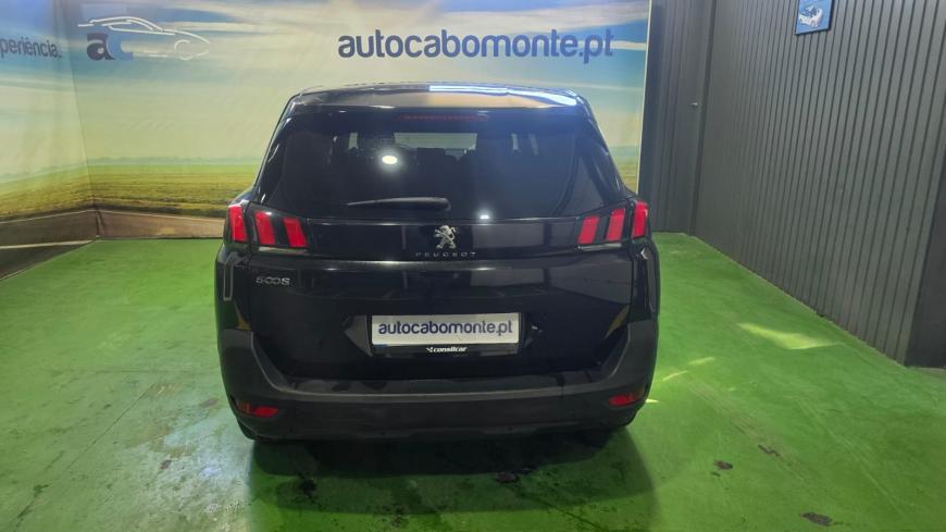 Peugeot 5008 1.2 Puretech 7 lugares - Auto Cabomonte Compra e Venda de Salvados