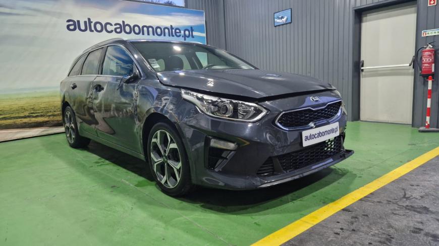 Kia Ceed SW 1.0 T-GDI - Auto Cabomonte Compra e Venda de Salvados