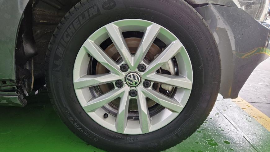 Volkswagen Passat 1.6 TDI Confortline - Auto Cabomonte Compra e Venda de Salvados